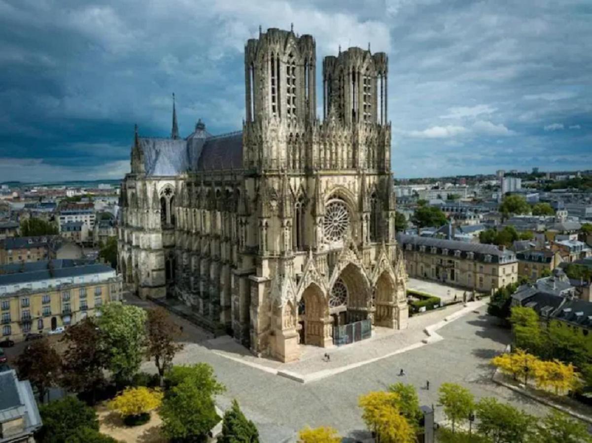 Appartement Lumineux Proche Cathedrale Ρενς Εξωτερικό φωτογραφία